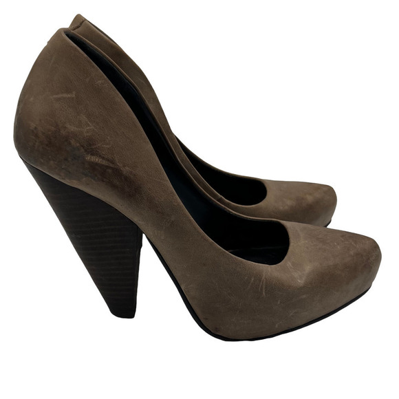 Trouve Tristin Cone Heels Pumps Brown - Picture 5 of 12